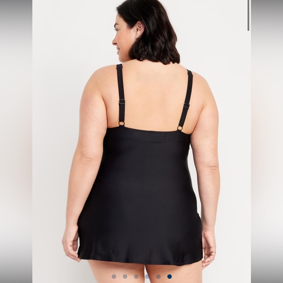 Old Navy Black Sleeveless Swim Dress - Picture 6 of 6